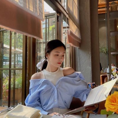 jhobarcial's profile picture. 