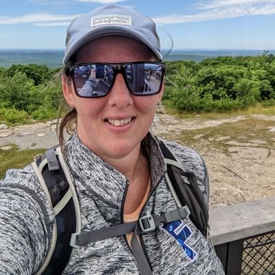 Science Teacher 🧬
Crafter 🧵
Wanderer 🌄
Find your passion & make it part of you.
Live to share that passion with others.