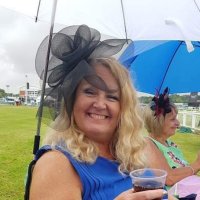 Yvonne Bennett - @YvonneB64949115 Twitter Profile Photo