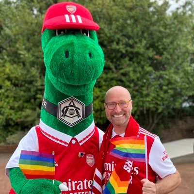 Highbury living & loving Arsenal fan. ⚽️🔴⚪️ #DoctorWho fanboy. 🏳️‍🌈