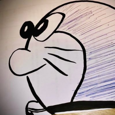 好奇心散漫 広く浅めです お許しを 特技は映画館でポップコーンを手を使わずに無音で食べる事 音楽も好物です♫