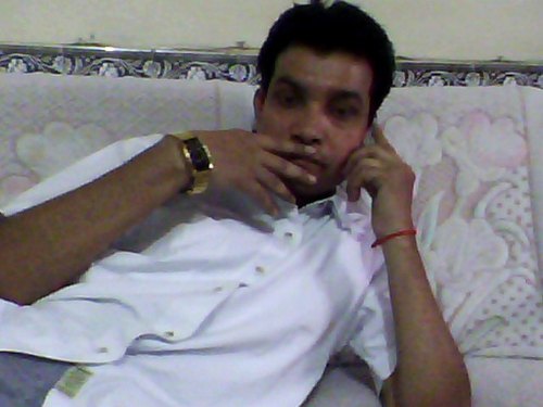 i am very honest and i am so handsome .my hobby creating new things