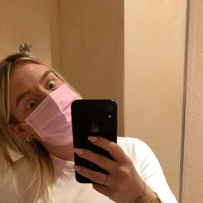 weezylang's profile picture. Social worker. Artist. creative