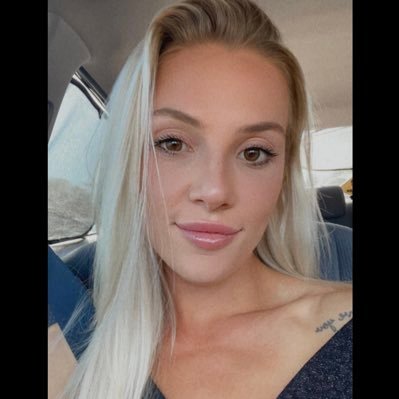 chrissy_freese's profile picture. 