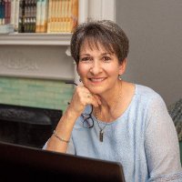 Donna 🗝📚 Everhart 🕸✍ (@wordstogobuy) 's Twitter Profile Photo Donna 🗝📚 Everhart 🕸✍ (@wordstogobuy) 's Twitter Profile Photo