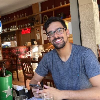 Full Stack Dev /
Falo mal do flamengo e do javascripto