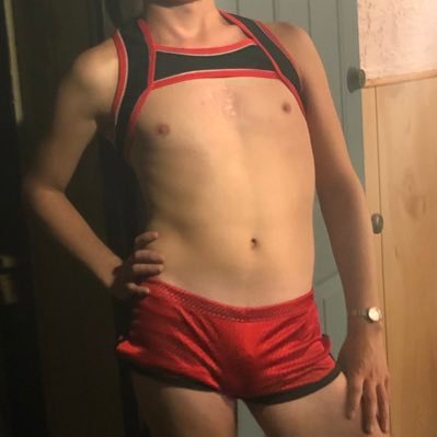 Just for funsies 😉. Just your everyday twink next door. NSFW. He/They
