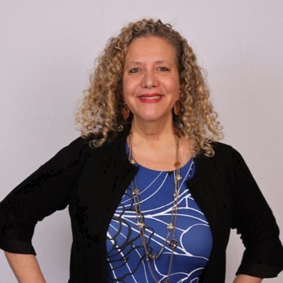 💡I create unique, winning marketing programs
🎬 Emmy Nominee
✴️ CEO of Digital Megaphone
👩Founder of the Women in Marketing Mentor Program