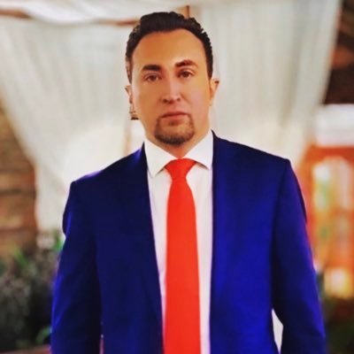 Abogado, defensor de los derechos y humanos. Derecho administrativo y constitucional