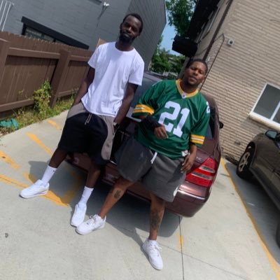 28 #Gamertag BigHomieBLIK #PsychologyGradStudent #FutureTherapist #GOPackGo #FearTheDeer Add My #Twitch ⬇️⬇️⬇️