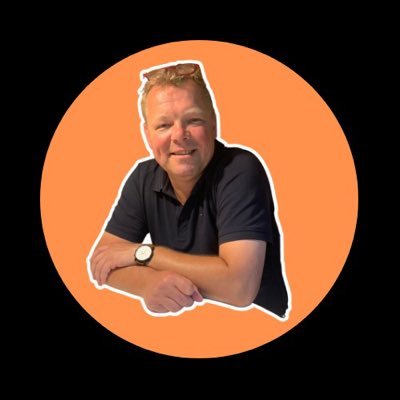 csnijders's profile picture. Better an "Oops" than a "What if". 💿Music lover❤️🎧. Levensmotto = Carpe Diem / MCMLXX