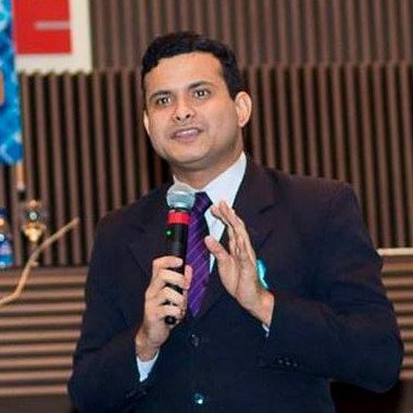 Especialista de Currículos e Comentarista de Carreira e Emprego - Rede Amazônica - afiliada Rede Globo e CBN