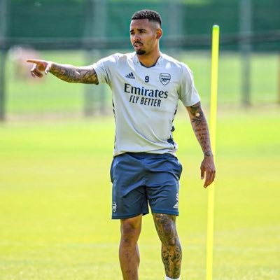 Lover of God. Humble and Dedicated. Arsenal Fan,Strategist and Goal getter