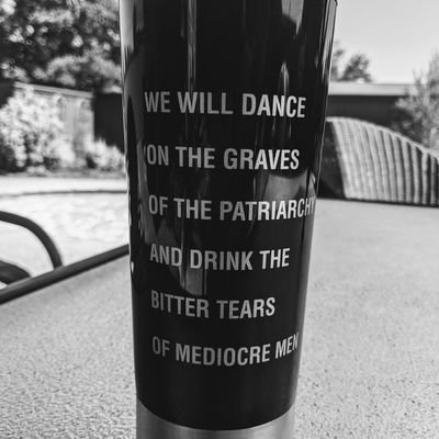 Small humans, social justice, and carbs. I bake so I don't shake people. Opinions are my own and generally awesome. she/her/hers
#momsdemandaction #persist