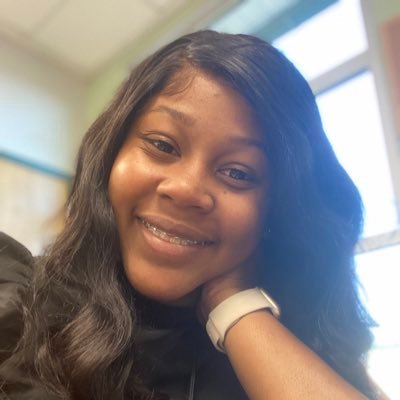 SU’21👩🏽🎓Teacher📚Future Counselor🧠Wife💍Edyn&Harlo👩👧👧Army Vet🇺🇸