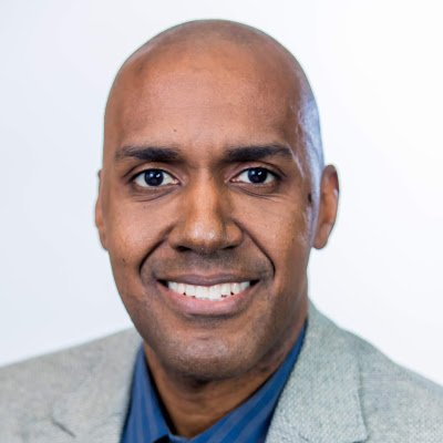 Shamir Duverseau is the co-founder and Managing Director of Smart Panda Labs, a DCX agency that helps B2C enterprise marketers navigate digital transformation.