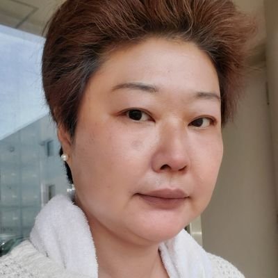 Twitterプロフィール

今日は！画家です。作家名は「夢咲香織」
お気軽にご意見、ご感想お寄せください。