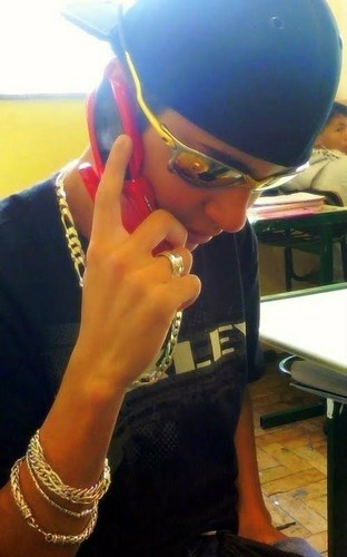 sou mlQ,' dahoRa,' orkut ? tenho naum', poQ, os invejO rakeia,'
 ci Qiser msn',   tae'  raulfelipe-@hotmail.com