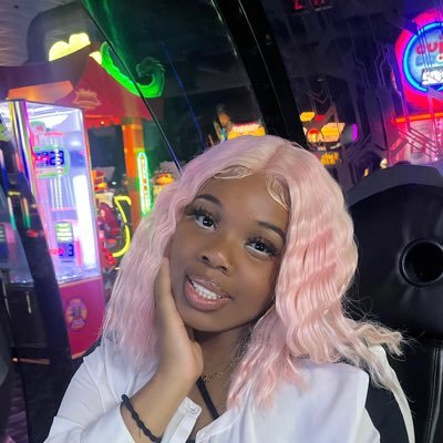 JanaeWatson7's profile picture. 