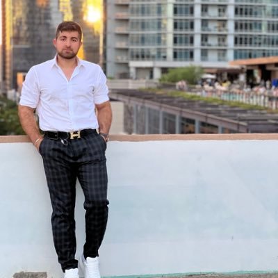 MohammedH17's profile picture. ⚽️ ☕️ 🏡  
Austin Realtor at Keller Williams Realty
 Look At Homes On The Website 👇🏻👀🏡 
https://t.co/WkFhFoWCsS