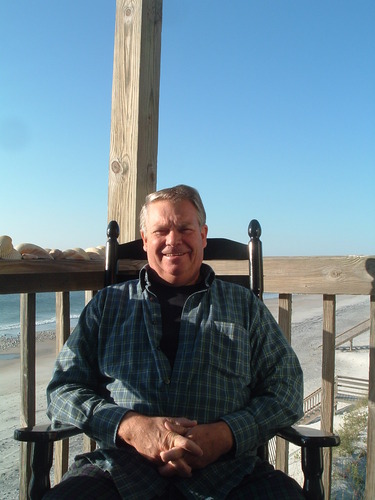 Retired , very worried where this country has gone, and wher it is headed with this administration , the ACLU , Illegal imigration , the list goes on .