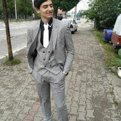 Zv0nee_'s profile picture. 