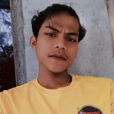 andikad49473372's profile picture. Badminton