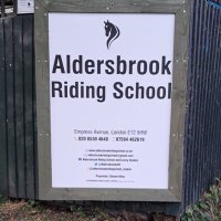 Aldersbrook Riding School(@AldersbrookRid1) 's Twitter Profile Photo