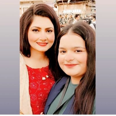 rightornot1's profile picture. Freelance Journalist and living life