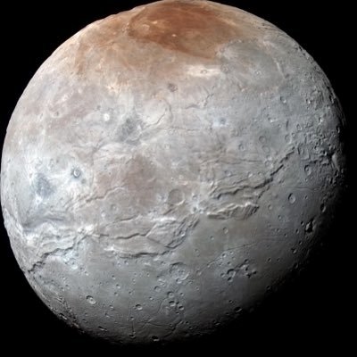 CrownedRed's profile picture. 