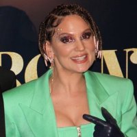 Pınar (@avknar) Twitter profile photo