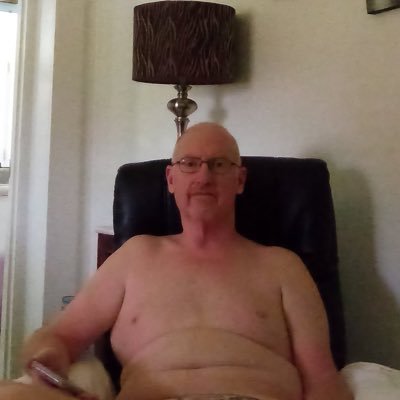 18+only: naturist MASSEUR book on-line to join me in relaxation for the health of it as_bare_as_U_dare no shame body+ retpost👌💰tip🙏 CashApp & Venmo: MANssage