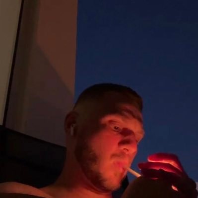 vchytel_praci's profile picture. Трудовик, що хотів стати продюсером. А потім навпаки