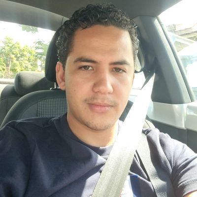 Je suis un jeune chauffeur motivé, disponible et sérieux! 😊
Toujours à l'heure avec le smile 🙂
Je vous transporte en toute sérénité.
IG :MichelServices