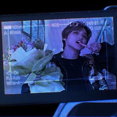 _ellylis's profile picture. '03 | 🇸🇬  (i like beast,infinite,nct dream… hmm what else?)