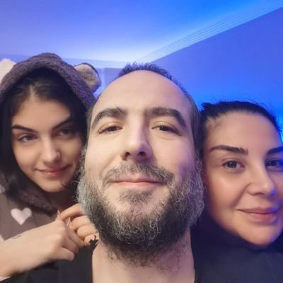 teknomanyok's profile picture. Teknomanyok