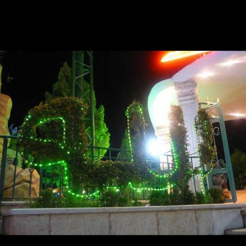 Maryamyaasin's profile picture. مكة والمدينة في قلبي❤️موطني🇸🇴 خريجة ومعلمة في المعهد الديني🇰🇼   قيل لعبدالله بن مبارك:لو قيل لك لم يبق من عمرك إلا يوماً ما كنت صانعاً؟قال:كنت أعلم الناس🌧