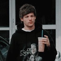 lou 🎭 || meio off (@_rockstarlouis) 's Twitter Profile
