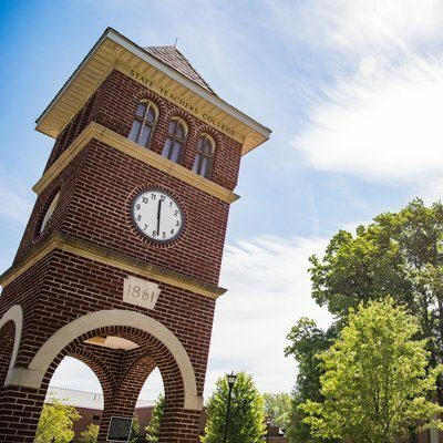 Official Twitter page of Pennsylvania Western University's Edinboro English Program 📕