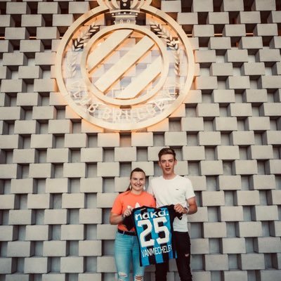 DavVanmechelen's profile picture. ⚽ Football player @ClubYLA_ 💙🖤 | @BelRedFlames 🇧🇪 | @adidasfootball athlete 👟