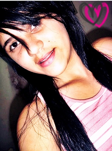 Muitas pessoas devem
 a grandeza de suas vidas aos
 problemas e obstáculos
 que tiveram de vencer
              Meu nome é  Aniinha Santos tenho 15 anos