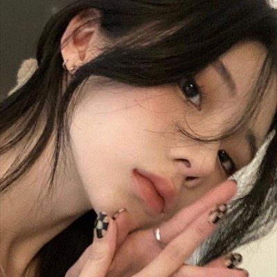 inkversion's profile picture. rating books subjectively. you can find me on Goodreads!