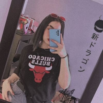 IsblCrdbG's profile picture. Un ratito accesible de desahogo