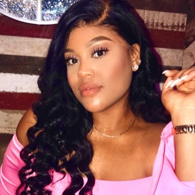 Veronica97evj's profile picture. 𝓣𝓱𝓮 𝓢𝓮𝓬𝓻𝓮𝓽 𝓲𝓼 𝓖𝓸𝓭 ✨