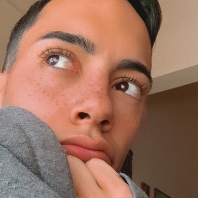 tomuxin's profile picture. 🏳️‍🌈 | Roleplayer🤓 | Ari🤍