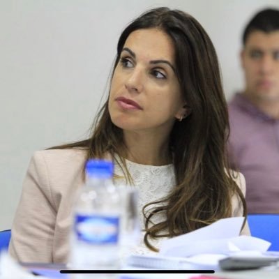 Political & Communications Adviser, focus on MENA. Chatham House Associate Fellow.