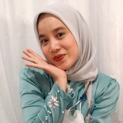 dewiepurnami's profile picture. 