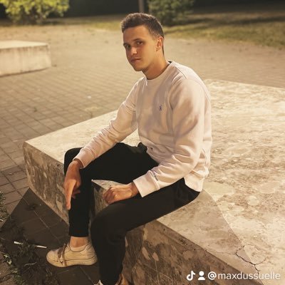 MaximeDussuell1's profile picture. 