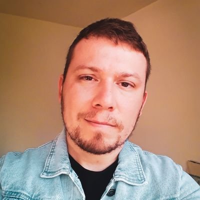 Evertontolves's profile picture. Escrevo uns troços