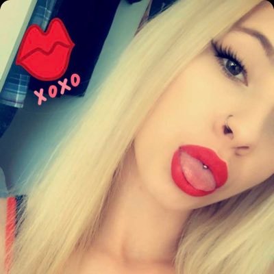 living my best life 🥺gamer, ex NHS worker👩⚕️TOP 100 Vayne // TOP 200 Ezreal 🎮 💰 ❤️ Wild Rift ❤️